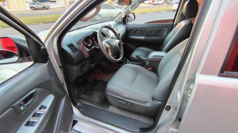 TOYOTA Hilux Caminhonete 3.0 4P 4X4 SRV TURBO DIESEL CABINE DUPLA, Foto 10