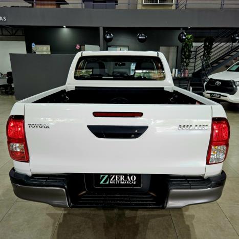TOYOTA Hilux Caminhonete 2.8 16V  LOW M4FD 4X4 TURBO DIESEL CABINE DUPLA, Foto 5