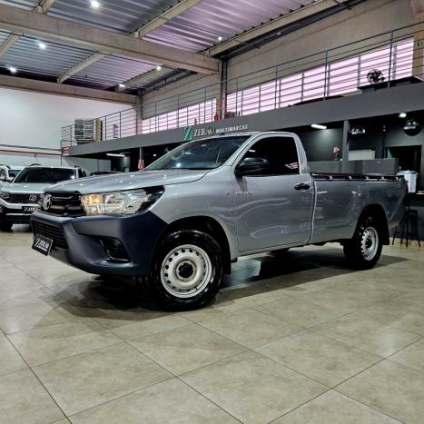 TOYOTA Hilux Caminhonete 2.8 4X4 DIESEL CABINE SIMPLES, Foto 3