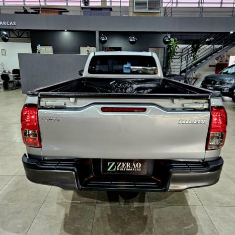 TOYOTA Hilux Caminhonete 2.8 4X4 DIESEL CABINE SIMPLES, Foto 5