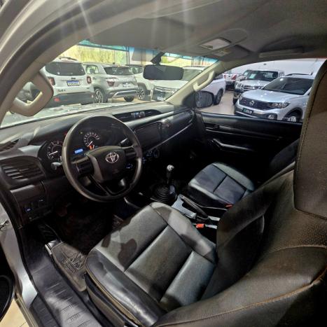 TOYOTA Hilux Caminhonete 2.8 4X4 DIESEL CABINE SIMPLES, Foto 7