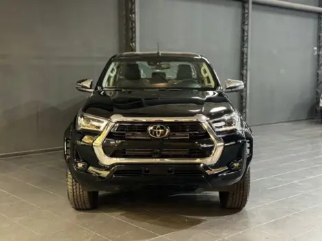 TOYOTA Hilux Caminhonete 2.8 16V SRX PLUS 4X4 TURBO DIESEL CABINE DUPLA AUTOMTICO, Foto 3