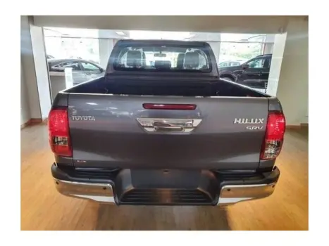 TOYOTA Hilux Caminhonete 2.8 16V SRV 4X4 DIESEL CABINE DUPLA AUTOMTICO, Foto 4
