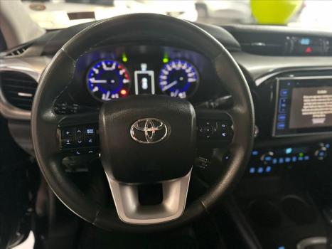 TOYOTA Hilux Caminhonete 2.8 16V SRX 4X4 DIESEL CABINE DUPLA AUTOMTICO, Foto 5