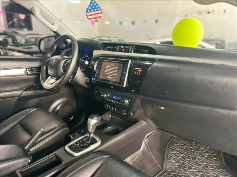 TOYOTA Hilux Caminhonete 2.8 16V SRX 4X4 DIESEL CABINE DUPLA AUTOMTICO, Foto 10