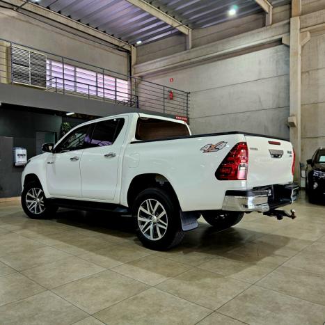 TOYOTA Hilux Caminhonete 2.8 16V SRX 4X4 TURBO DIESEL CABINE DUPLA AUTOMTICO, Foto 6