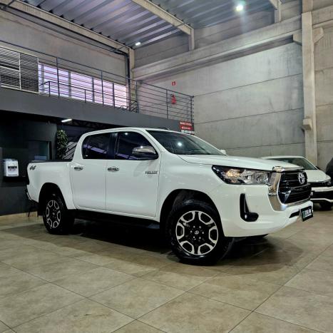 TOYOTA Hilux Caminhonete 2.8 16V SRV 4X4 DIESEL CABINE DUPLA AUTOMTICO, Foto 1