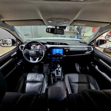 TOYOTA Hilux Caminhonete 2.8 16V SRX 4X4 TURBO DIESEL CABINE DUPLA AUTOMTICO, Foto 7