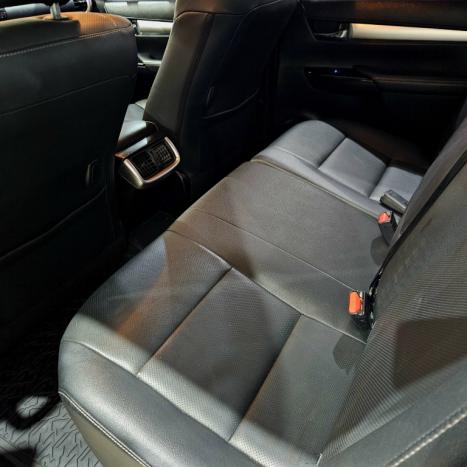 TOYOTA Hilux Caminhonete 2.8 16V SRX 4X4 TURBO DIESEL CABINE DUPLA AUTOMTICO, Foto 9