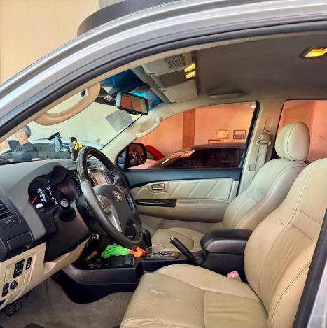 TOYOTA Hilux Caminhonete , Foto 11