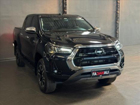 TOYOTA Hilux Caminhonete 2.8 16V SRX 4X4 TURBO DIESEL CABINE DUPLA AUTOMTICO, Foto 4