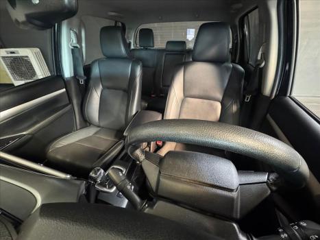 TOYOTA Hilux Caminhonete 2.8 16V SRX 4X4 TURBO DIESEL CABINE DUPLA AUTOMTICO, Foto 12