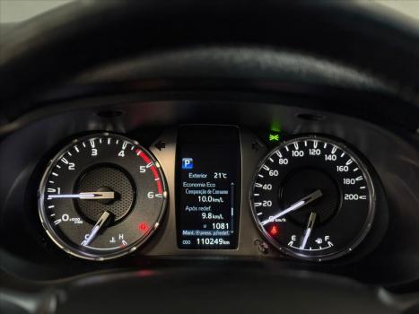 TOYOTA Hilux Caminhonete 2.8 16V SRX 4X4 TURBO DIESEL CABINE DUPLA AUTOMTICO, Foto 15