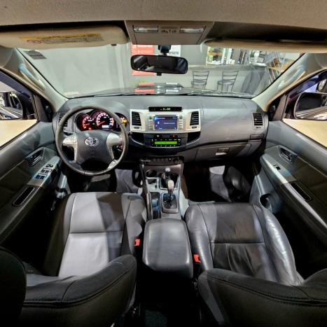 TOYOTA Hilux Caminhonete 3.0 4P 4X4 SRV TURBO DIESEL CABINE DUPLA AUTOMTICO, Foto 7