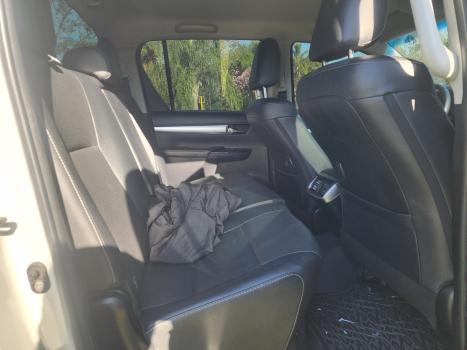 TOYOTA Hilux Caminhonete 2.8 16V 4P SRX DIESEL CABINE DUPLA, Foto 4