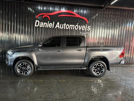 TOYOTA Hilux Caminhonete 2.8 16V SRX 4X4 TURBO DIESEL CABINE DUPLA AUTOMTICO, Foto 5