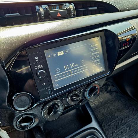 TOYOTA Hilux Caminhonete 2.8 16V 4P POWER PACK TURBO DIESEL 4X4 CABINE DUPLA, Foto 8