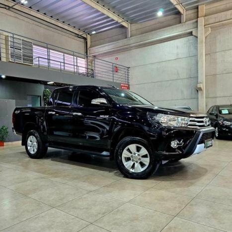 TOYOTA Hilux Caminhonete 2.8 16V SRV 4X4 DIESEL CABINE DUPLA AUTOMTICO, Foto 1