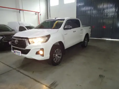TOYOTA Hilux Caminhonete 2.8 16V SRV 4X4 DIESEL CABINE DUPLA AUTOMTICO, Foto 3