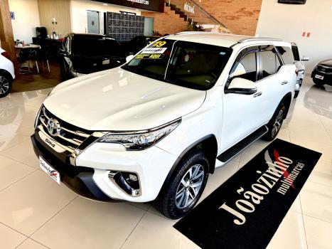 TOYOTA Hilux Caminhonete 2.8 16V SRX 4X4 DIESEL CABINE DUPLA AUTOMTICO, Foto 2