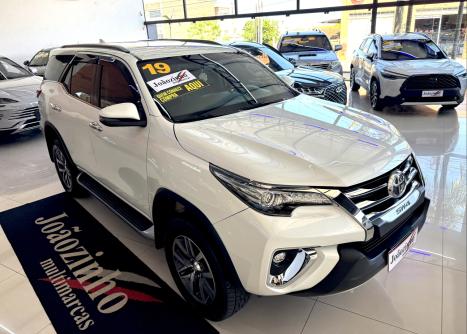 TOYOTA Hilux Caminhonete 2.8 16V SRX 4X4 DIESEL CABINE DUPLA AUTOMTICO, Foto 6