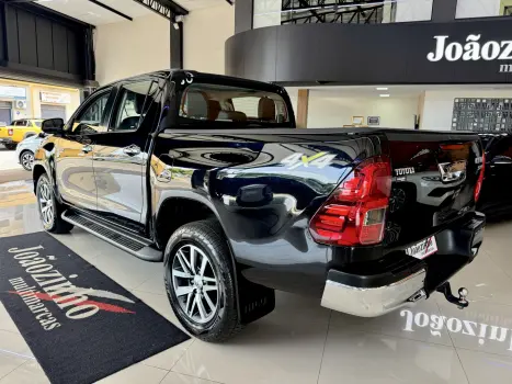 TOYOTA Hilux Caminhonete 2.7 16V 4P SRV FLEX 4X4  CABINE DUPLA AUTOMTICO, Foto 8