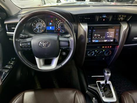 TOYOTA Hilux SW4 2.7 16V 4P SR AUTOMTICO, Foto 14