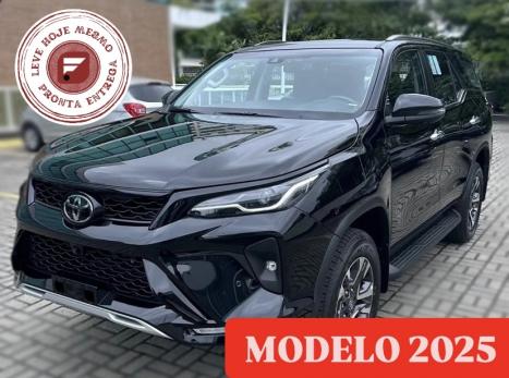 TOYOTA Hilux SW4 2.8 16V 4P SRX PLATINUM 4X4 7 LUGARES TURBO DIESEL AUTOMTICO, Foto 1