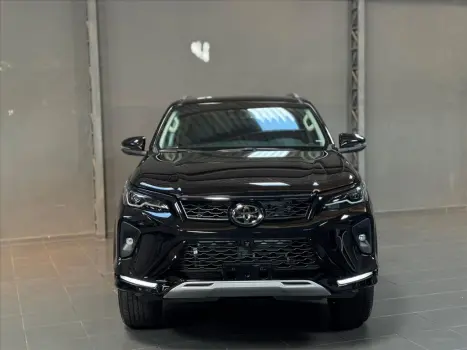 TOYOTA Hilux SW4 2.8 16V 4P SRX PLATINUM 4X4 TURBO DIESEL AUTOMTICO, Foto 6