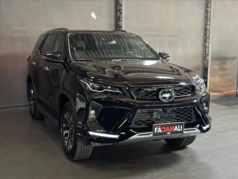 TOYOTA Hilux SW4 2.8 16V 4P SRX PLATINUM 4X4 TURBO DIESEL AUTOMTICO, Foto 3
