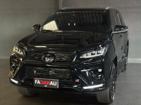 TOYOTA Hilux SW4 2.8 4P 4X4 TURBO DIESEL, Foto 4