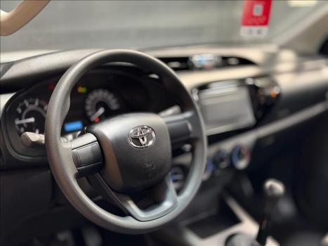 TOYOTA Hilux SW4 2.8 4P 4X4 TURBO DIESEL, Foto 12