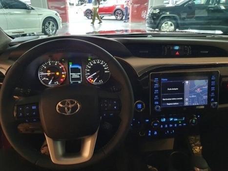 TOYOTA Hilux SW4 2.8 4P SRX 4X4 TURBO DIESEL AUTOMTICO, Foto 10