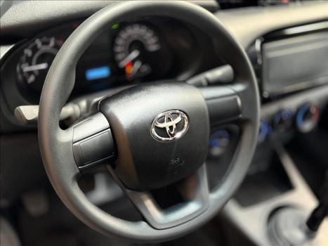 TOYOTA Hilux SW4 2.8 4P 4X4 TURBO DIESEL, Foto 13