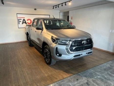 TOYOTA Hilux SW4 2.8 4P SRX 4X4 TURBO DIESEL AUTOMTICO, Foto 2