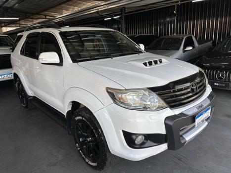 TOYOTA Hilux SW4 3.0 16V 4P SRV 4X4 TURBO DIESEL AUTOMTICO, Foto 5