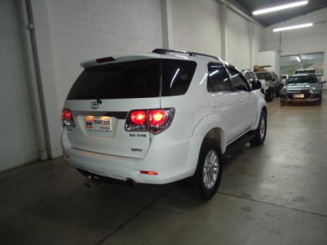 TOYOTA Hilux SW4 3.0 16V 4P SRV 4X4 TURBO DIESEL AUTOMTICO, Foto 9
