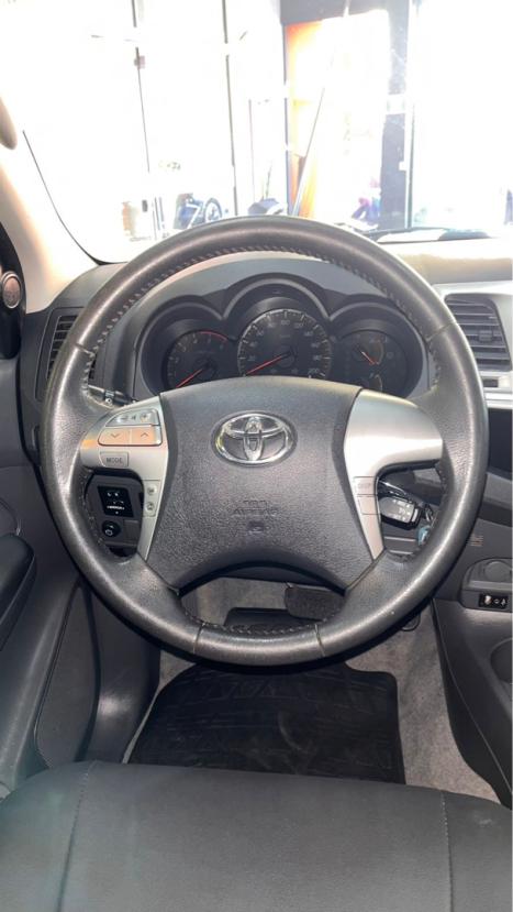 TOYOTA Hilux SW4 3.0 16V 4P SRV 4X4 TURBO DIESEL AUTOMTICO, Foto 15