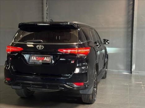 TOYOTA Hilux SW4 , Foto 8