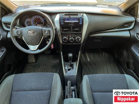 TOYOTA Yaris Hatch 1.3 16V 4P FLEX XL MULTIDRIVE AUTOMTICO CVT, Foto 6