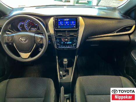 TOYOTA Yaris Hatch 1.5 16V 4P FLEX XL PLUS CONNECT MULTIDRIVE AUTOMTICO CVT, Foto 6