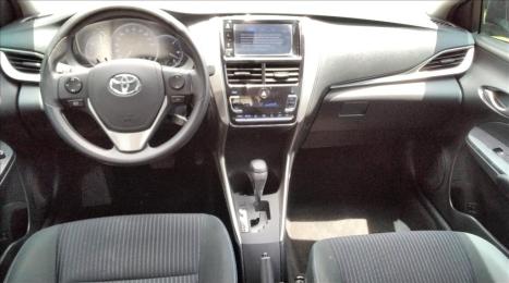 TOYOTA Yaris Hatch 1.5 16V 4P FLEX XL PLUS CONNECT MULTIDRIVE AUTOMTICO CVT, Foto 8