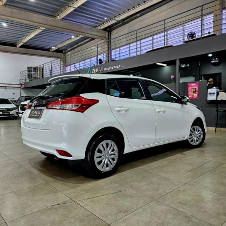 TOYOTA Yaris Hatch 1.3 16V 4P FLEX XL MULTIDRIVE AUTOMTICO CVT, Foto 4
