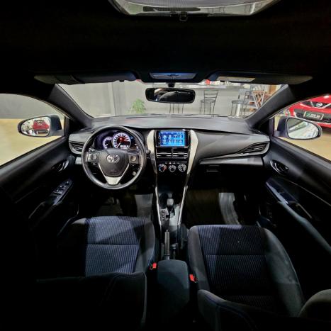 TOYOTA Yaris Hatch 1.3 16V 4P FLEX XL MULTIDRIVE AUTOMTICO CVT, Foto 6