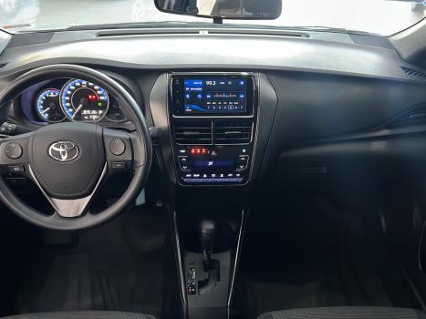 TOYOTA Yaris Hatch 1.5 16V 4P FLEX XL MULTIDRIVE AUTOMTICO CVT, Foto 10