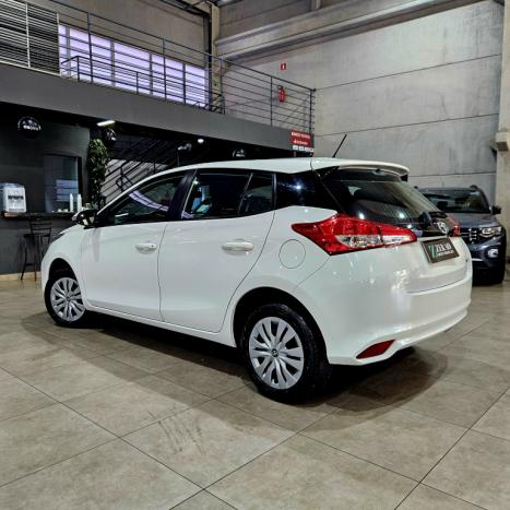 TOYOTA Yaris Hatch 1.5 16V 4P FLEX XL MULTIDRIVE AUTOMTICO CVT, Foto 5