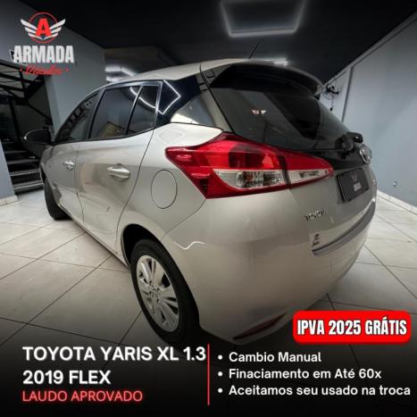 TOYOTA Yaris Hatch 1.3 16V 4P FLEX XL, Foto 4