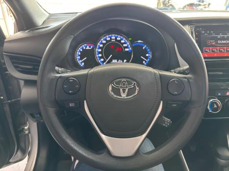 TOYOTA Yaris Hatch 1.3 16V 4P FLEX XL PLUS TECH MULTIDRIVE AUTOMTICO CVT, Foto 9