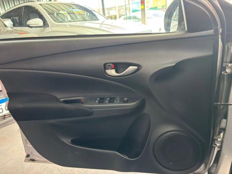 TOYOTA Yaris Hatch 1.3 16V 4P FLEX XL PLUS TECH MULTIDRIVE AUTOMTICO CVT, Foto 14