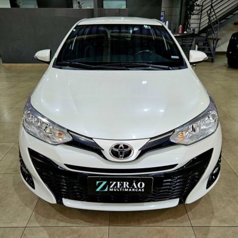 TOYOTA Yaris Hatch 1.5 16V 4P FLEX XS MULTIDRIVE AUTOMTICO CVT, Foto 2